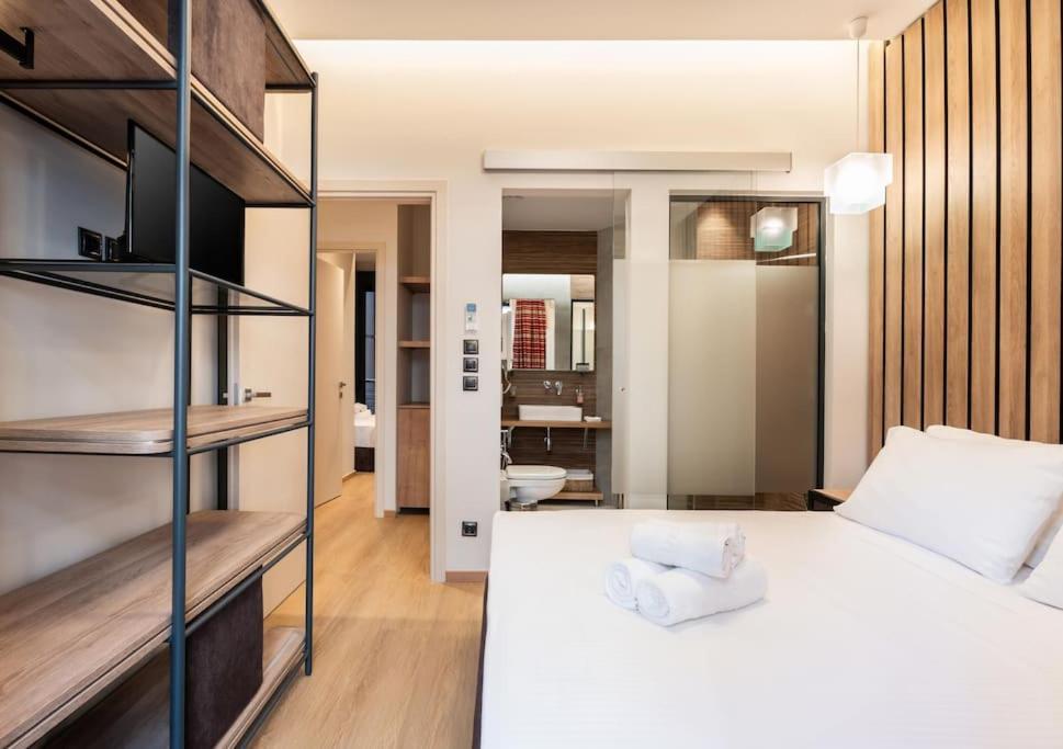 Bauhaus Luxury Suites 201 8' To Panepistimio Metro *